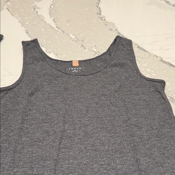 Lunya 2pc Charcoal Tank Tops Never Worn XL - Picture 3 of 4